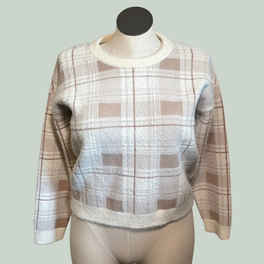Cyrus Med Cream Plaid Sweater Eyelash Knit Fuzzy Preppy Light Academia Cozy Chic
